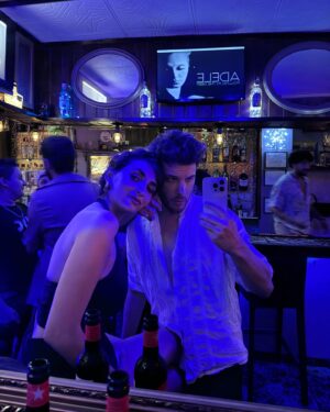 Blas Cantó Instagram - Han sido dos días de locura. Gracias @fundacionprincesadegirona y @casareal.es ❤️ y también @lazurehotel por el detalle que tuvieron con nosotros. Mi acompañante es una REINA @noor.alamarty te quiero 🫶🏻