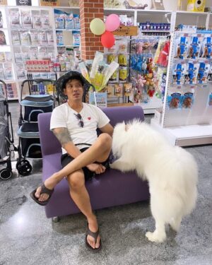 Bloom Varin Instagram - พาโอเลี้ยงมาว่ายน้ำป๋อมแป๋มปู้ดปู้ด