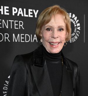 Bob Mackie Instagram - Carol Burnett honoring her longtime friend and collaborator, the legendary Bob Mackie, at the premiere of his ‘Naked Illusion’ documentary at the Paley Center in LA. 

It was an honor to celebrate this iconic designer with legends such as Carol Burnett herself! 💫 

#BobMackie #CarolBurnett #PaleyCenter