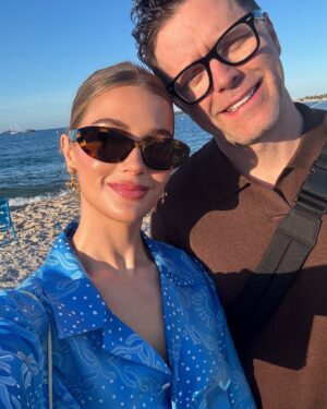 Bobby Bones Instagram - 🏖️. Also my background was ugly, so as you can see in pic 3, I removed me and put me on the beach too.