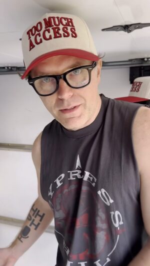 Bobby Bones Instagram - Welp. They got one over on us. And it only took us 2 hrs. And 6  people