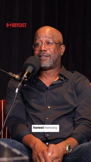 Bobby Bones Instagram - Darius Rucker’s shower singing in his college dorm led to the formation of Hootie & the Blowfish 🚿 

Listen to the full episode of the Bobbycast out now 🎧