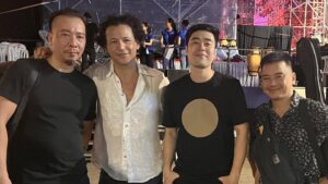 Bobby Chinn Instagram - About last night… I love Vîetnam, I came as a foreigner, and left feeling Vietnamese! I made great friends, got live out my dreams in the culinary world and took Karaoke a step further where I get to do gigs like this. I couldn’t have achieved any of this without the support of so many people, my staff, my friends, some turned adopting me like family. Humbled and honored to be part of all of this. To be able to return, catch up, jam with friends reinforces my love of Vîetnam. A huge thank you to @mindycoppin and the organizer & promoter @buihuytuan and his team that put on a world class production. Collosal thank you to my friends/ band mates @huydrums @nguyenlong76 

HCMC’s second “Ho Do" International Music Festival 2022 which took place in Nguyen Hue walking street in District 1 and Thu Thiem 2 Tunnel Park in Thu Duc City on December 8-11, attracting over 150,000