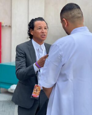 Bobby Chinn Instagram - - من زمان وانا بحلم اشوف شيف @bobbychinn لانه واحد من الاشخاص الملهمين بالنسبه ليا في كل شئ وبالاخص في مهنتنا ، في 2024  الحلم ده اتحقق وشوفته و اشتغلت معاه في الوصفه الخاصه بيه ، لحظات من الفرح والحماس جوايا وعلشان كدا هخلي البوست ده هنا لاني عندي ثقة في ربنا انه بدايه لا تحقيق احلام جديده ليا في المستقبل ♥️

- شكرا لوجودك كا شخص مؤثر لكل شيف ، و اشوفك في أعمال مبهرة في المستقبل ♥️ @bobbychinn