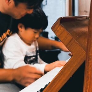 Bobby Dou Instagram - 今天是個好天
從早餐開始
一切都很美好
除了
我不知道為什麼
文字消失了？？？
但
也沒關係
說說笑笑開心的過了一天
❤️❤️❤️
#小竇家 
#野獸派教養 
#陽光燦爛的12月
#有個愛拍照的媽媽真好
@iamwei2