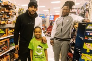 Bobby Wagner Instagram - Giving back has always been important to me and each year I try and find a way to spread love during the holidays. This year I decided to take 98 kids on a shopping spree with hopes of spreading love and holiday cheer. It was a great day for everyone! 
Thank you to everyone that made it possible, @lash_hurst  @elmnt13 @chickfila_Bellevue @modpizza @Safeway @Microsoft @Target @trophycupcakes @livv.design @snapcustomclothing @inkerprints