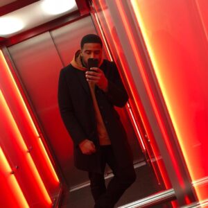 Bobby Wagner Instagram - Bonjour ✌🏾
