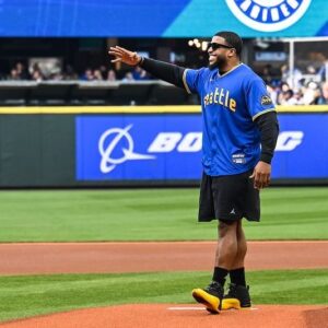 Bobby Wagner Instagram - Appreciate the love @mariners ! 

This is gonna be a good year