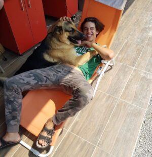 Bojan Cvjetićanin Instagram - Here’s a throwback to careless studio days recording music,  cuddling with this good boi, drinking infinite amounts of coffee and reading all Agatha Christie books 🌞❤️