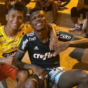Bolívia Zica Instagram - Quem aí tb tem coleção de camisa?