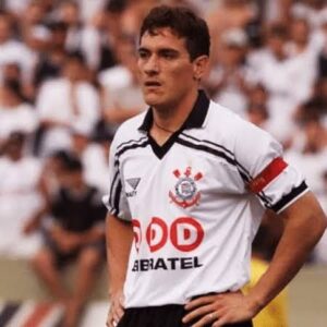 Bolívia Zica Instagram - Qual ZAGUEIRO GRINGO mais jogou bola no futebol brasileiro?