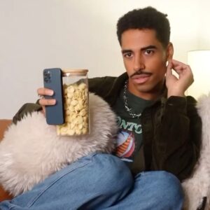 Boman Martinez-Reid Instagram - Every Bomanizer Christmas episode from the Bomanizer cinematic universe 🎄🤭🎄(@eden.graham @anabee_martinez @alyssanjmichael)
•
First photo by the legendary @jpg.eden ily 💛💛💛