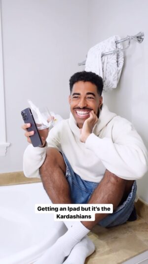 Boman Martinez-Reid Instagram - I’m gonna have an ipad 🥹💕 (@anabee_martinez)