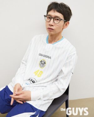 Bong Tae-gyu Instagram - @theguys.kr 와 함께 이런 촬영도 함께 했구요😎