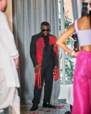 Bonko Khoza Instagram - Handmade by @masangobysiphosihle 
Styled by @thomvandyk