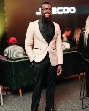 Bonko Khoza Instagram - Geza umoyizele ikhamera 
 @lesegokhoza_official