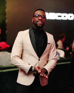 Bonko Khoza Instagram - Geza umoyizele ikhamera 
 @lesegokhoza_official