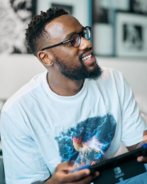 Bonko Khoza Instagram - When I say I’m busy… I really mean I’m trying to beat the final boss on Zelda. Happy Human Rights Day. 🇿🇦