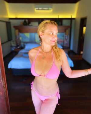 Bonnie Somerville Instagram - Tahitian Vanilla 🌸🍨