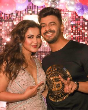 Bonny Sengupta Instagram - Hello Life / Dance partner ❣️❣️

@myself_koushani 

#party #time #partner #birthday #girl