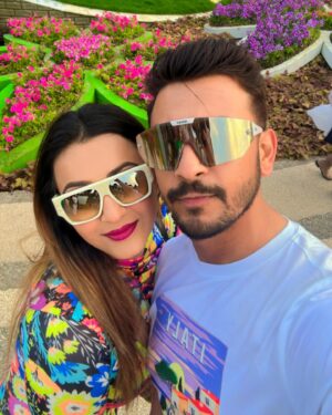 Bonny Sengupta Instagram - Dubai Diaries !! Miracle Garden u beauty 😍

#photo #dump #dubai #miracle #garden #love #travel #pose #casual #life #enjoy