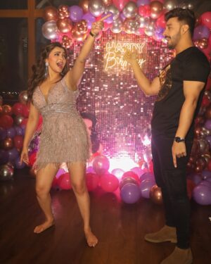 Bonny Sengupta Instagram - Hello Life / Dance partner ❣️❣️

@myself_koushani 

#party #time #partner #birthday #girl