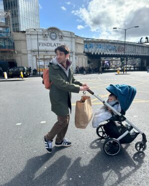 Bora Akkaş Instagram - From London with love 🤍