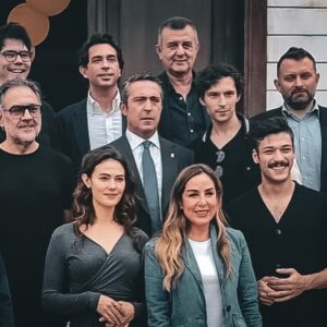 Bora Cengiz Instagram - Kıymetli @fenerbahce yönetimini sette ağırlamak büyük bir şerefti 💛💙