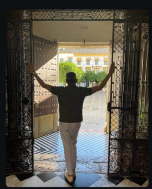 Boris Izaguirre Instagram - En Sevilla! Love boris
