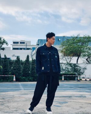 Bosco Wong Instagram - 天氣轉涼，著返件褸先！

#bothparis @bothparis #qystyling