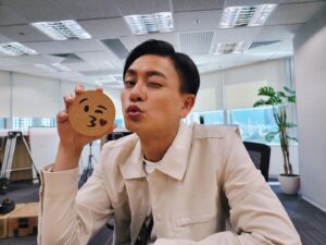 Bosco Wong Instagram - 提提你，今晚9:30香港首播呀！

#叠影狙擊