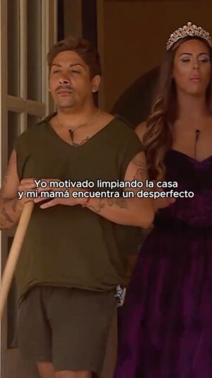 Botota Fox Instagram - Pero si ya estaba todo limpio 😢

#GanaroServir🔥🕰️ De domingo a jueves después de #T13Central por #Canal13 y todas sus plataformas 📺📲💻 y también por el canal 712 de VTR 📺