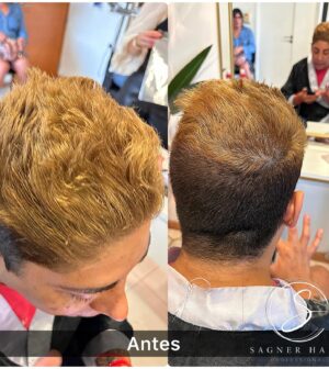 Botota Fox Instagram - Cambio de look para @labototafox ! Preparamos su cabello para que se vaya espectacular al reality!! Un color más natural y sacamos todo lo anaranjado que tenía en el cabello anterior. 
Mucho éxito amigo! Que te vaya excelente ❤️🙏

▪️Stylist @nicosagnerp & @valecastrou valecastrou 
▪️outfits @nsunique_exclusive
