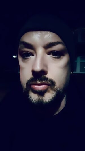 Boy George Instagram - How I feel inside! #Rave #House #DJBoyGeorge