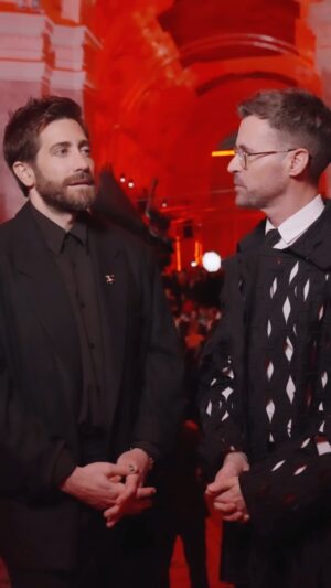 Brad Goreski Instagram - @jakegyllenhaal I will bake you blueberry muffins anytime! Let’s each bake a batch and have @garyjanetti taste test 🫐 Thanks again @cartier for an amazing evening!