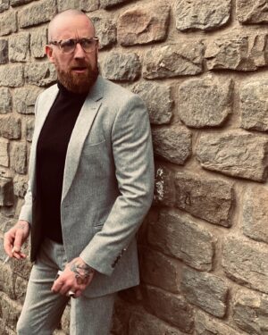 Bradley Wiggins Instagram - So much love today at 41! Thank you for all the messages and on we go for another year! X #41