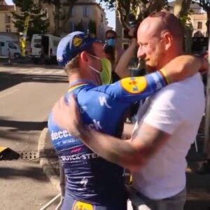 Bradley Wiggins Instagram - Favourite moment from the tour so far x @markcavendish