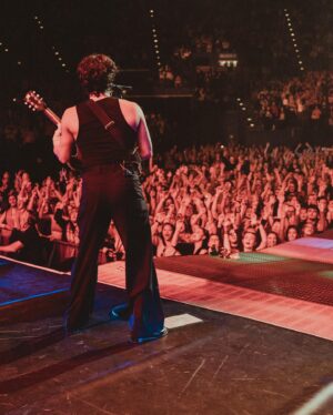 Bradley Will Simpson Instagram - It was far too fast but you made it one of the most special tours yet. UK leg done and our gigs for the year done, the fans, the boys, the crew, I love you all. X