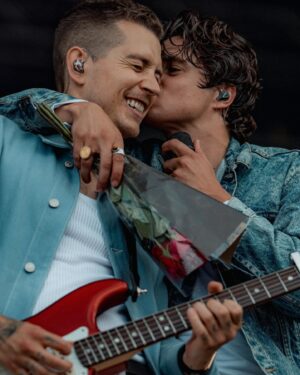 Bradley Will Simpson Instagram - And juust like that the ten year anniversary tour is done ✌️what a journey it has been, we started last year in the UK and went to Europe/Australia/Asia and finished in South Africa. So many people to thank, to the boys you are my brothers and sharing a stage with you is a pleasure. The crew, thank you for your hard work none of this happens without you and finally to every single one of you that came to a show, I love you and we shared some moments I will never forget. I am so grateful to be able to do this, sending love, I’ll see you soon and no we’re not breaking up so shut it x