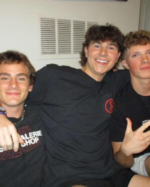 Brady Hepner Instagram - A few good friends I can count on one of my hands… 
Thank you 23’