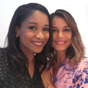 Brandhyze Stanley Instagram - #BTS on set of yesterdays episode of BAKER AND THE BEAUTY on #abc ....outside my trailer and chatting with @natkelley and @georginareilly between shots. I had such a good time with the whole cast and crew in Puerto Rico! 😆