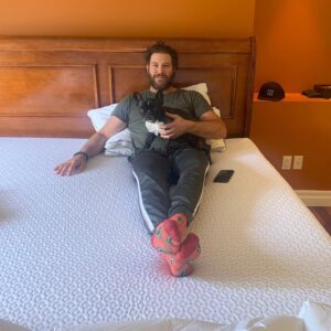 Brandon Prust Instagram - Thanks @endy for the new king size mattress!! This makes quarantine a whole lot better! #endypartner #ad