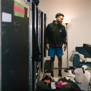 Brandon 'Slim' Allen Instagram - look at my wholesome smile, not my hand 🙏🏾