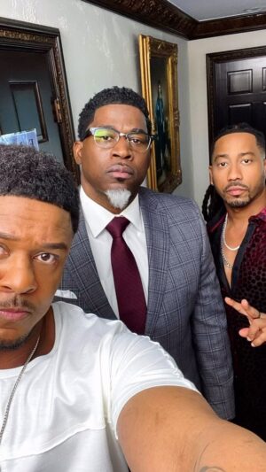 Brandon T. Jackson Instagram - We family… and its business @familybusinessbet @iampoochhall @davidbanner  @staceykutzlive @treyhaleytds #setlife