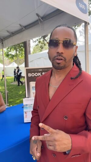 Brandon T. Jackson Instagram - “The indebted beneficiary of countless second chances” Support author’s !!!#latimesfestivalofbooks #readers #stateofmind #producerstateofmind  #actorstateofmind