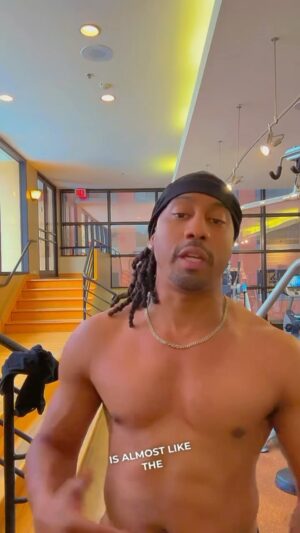 Brandon T. Jackson Instagram - Confessions of the bird-chest… whats the secrete to getting all da way right. #stilldetroit #brandontjackson #brandontjacksonstateofmind
