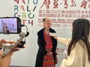 Bransha Gautier Instagram - Interview for the Qing Dao TV within the exhibitions Art of Magnificence - Oingdao / Colorful Laoshan — The 3rd Qingdao  International Art Exhibition and the first international invitational Exhibition of the 30 Renowned Artist 
#qingdao #qingdaochina #chinaculture #laoshan #artaroundtheworld #artnews #interview #artpress #artinterview #branshagautier