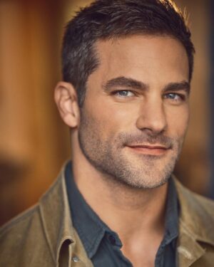Brant Daugherty Instagram - Photo by @petekonerko