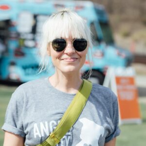 Brea Grant Instagram - Super Adoption last weekend
Good photos by @helennamsantos 
Dog photos by me