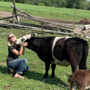 Bree Williamson Instagram - So so happy and in love. Shout out to @tarrawilliamson for making this happen. #cows #love
